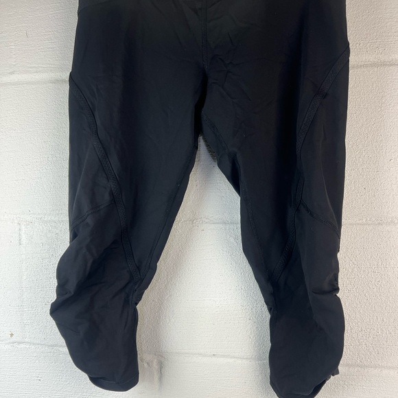 Lululemon Run For Your Life Crop Ruched Leggings, 8 - Picture 4 of 13
